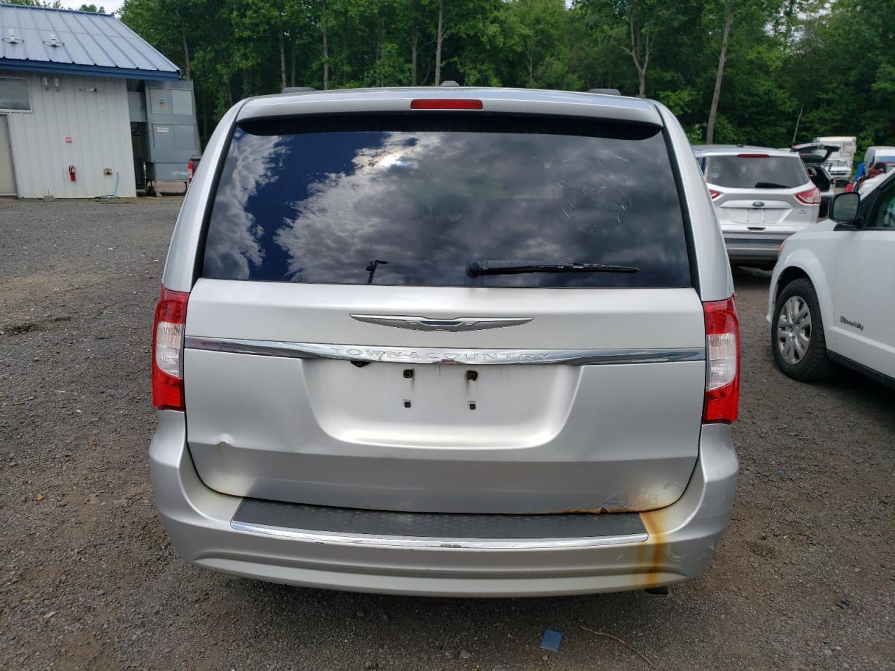 2A4RR5DG9BR798714 2011 Chrysler Town & Country Touring