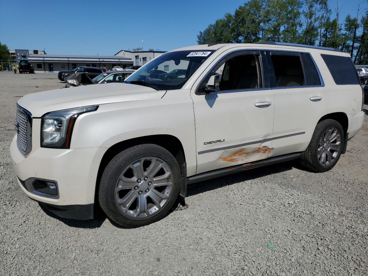 2015 GMC Yukon Denali vin: 1GKS2CKJ9FR145105