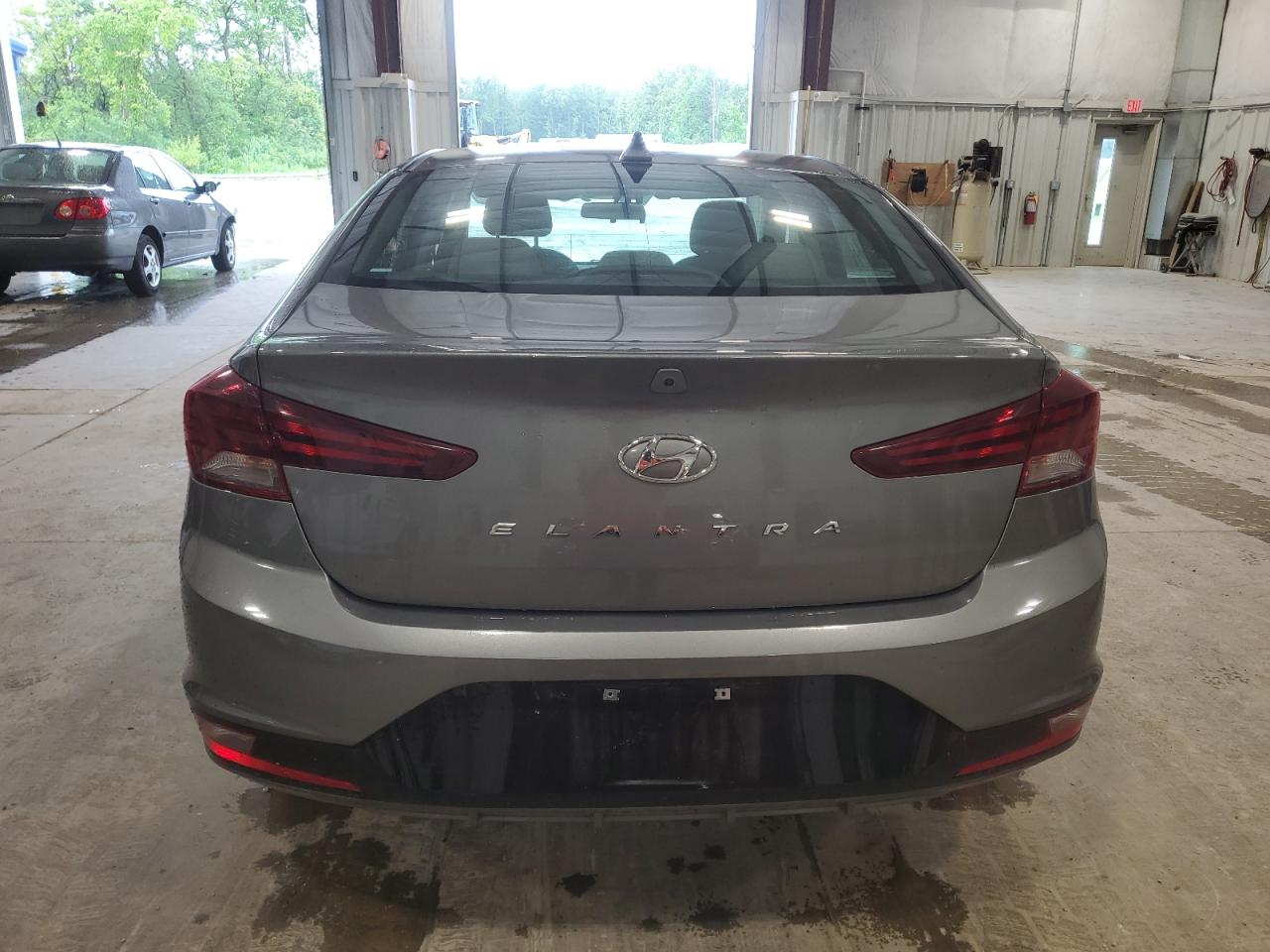 5NPD84LF1KH484350 2019 Hyundai Elantra Sel