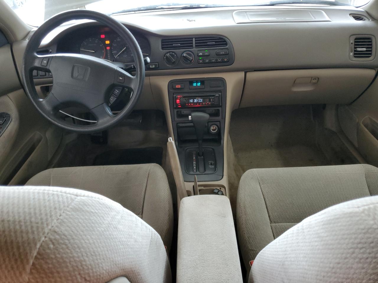 1HGCD5639TA259490 1996 Honda Accord Lx