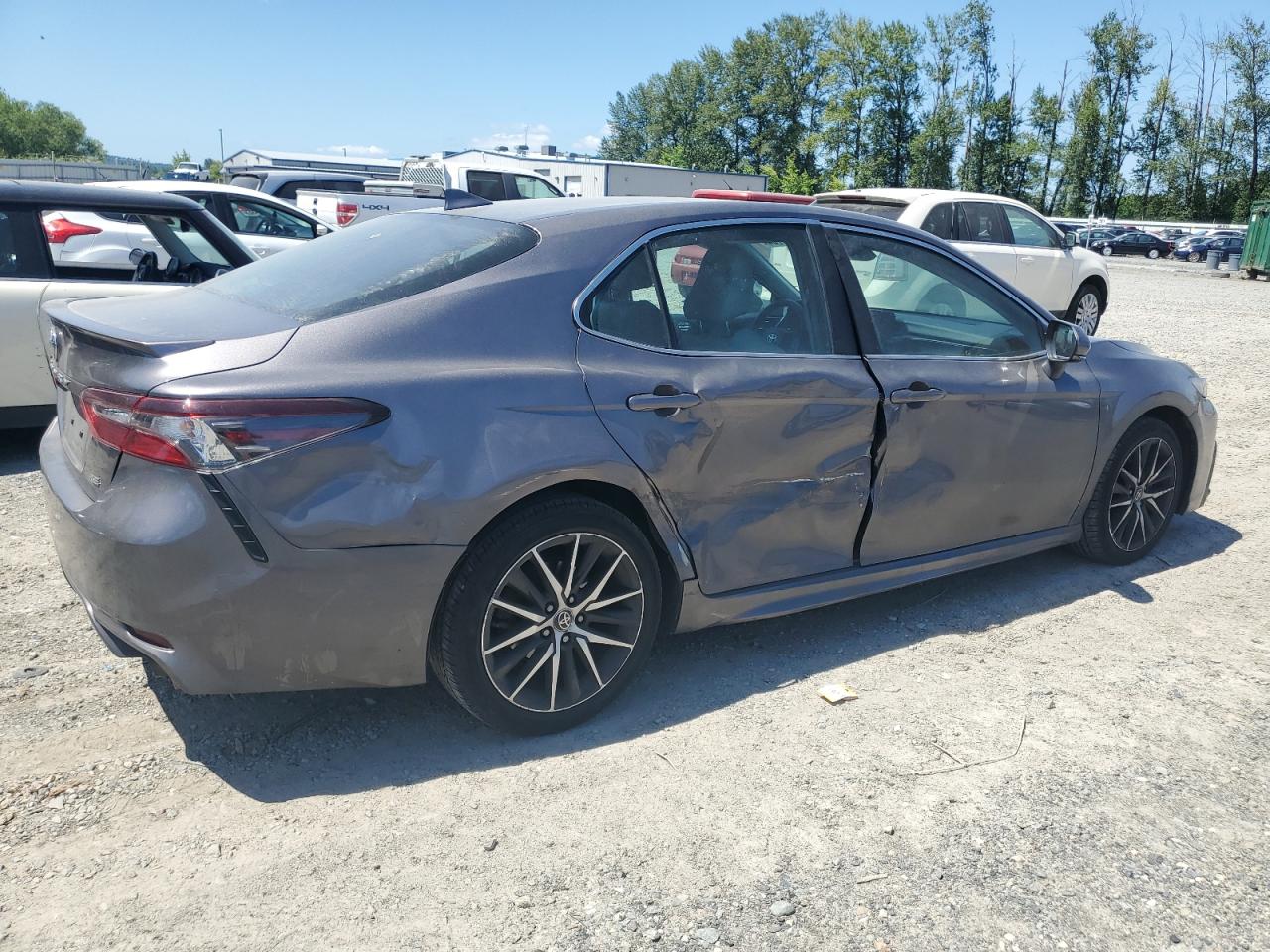 4T1G11AK3NU057905 2022 Toyota Camry Se