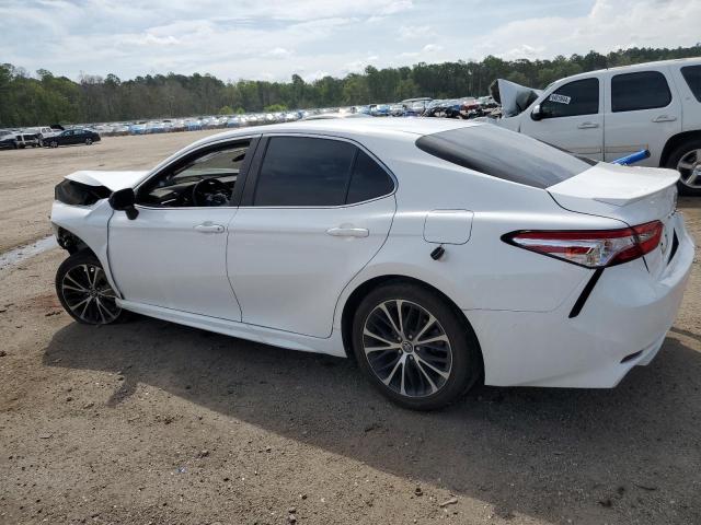 VIN 4T1B11HK8JU620716 2018 Toyota Camry, L no.2