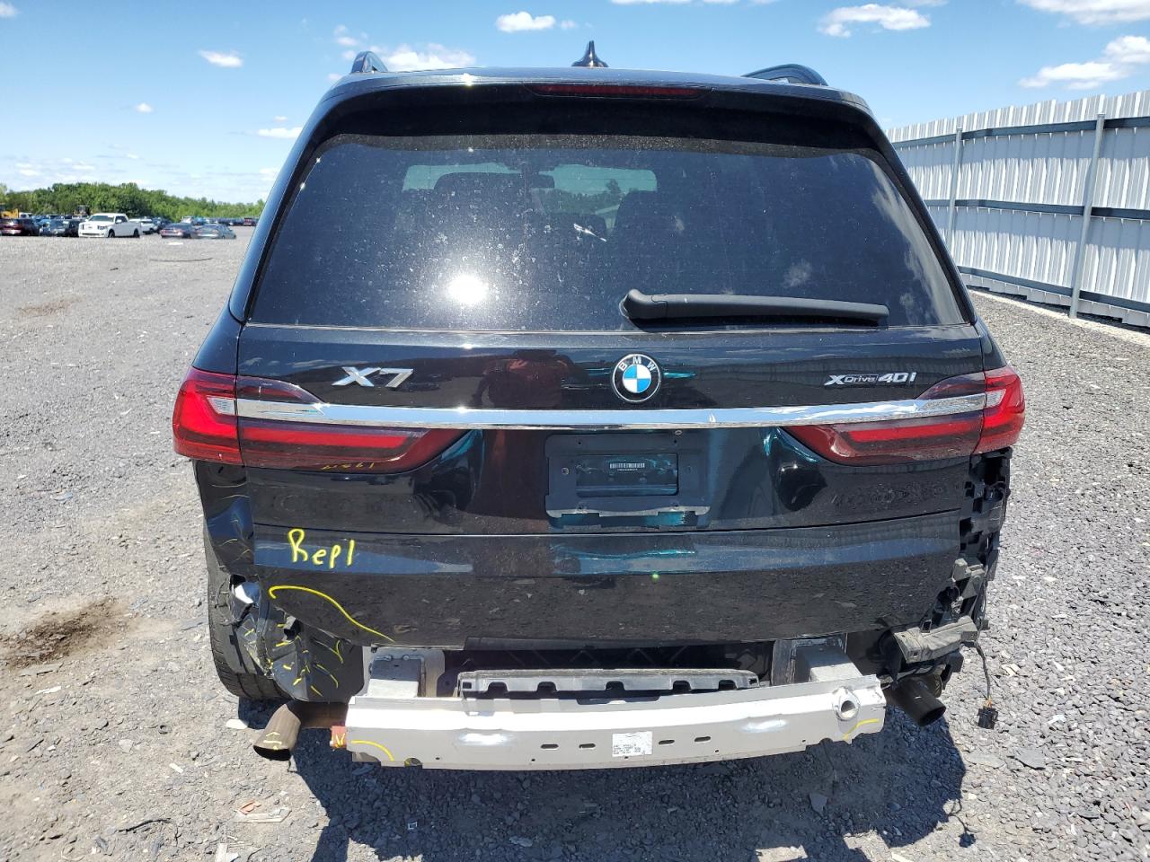 5UXCW2C03L9A02443 2020 BMW X7 xDrive40I