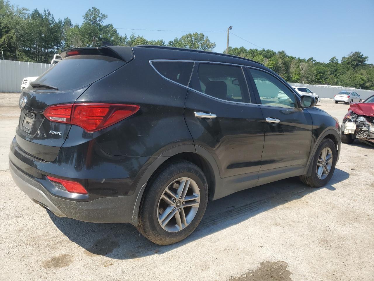 2017 Hyundai Santa Fe Sport vin: 5XYZU3LB9HG432196