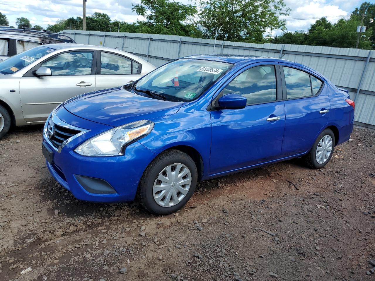 2015 Nissan Versa S vin: 3N1CN7AP5FL896233