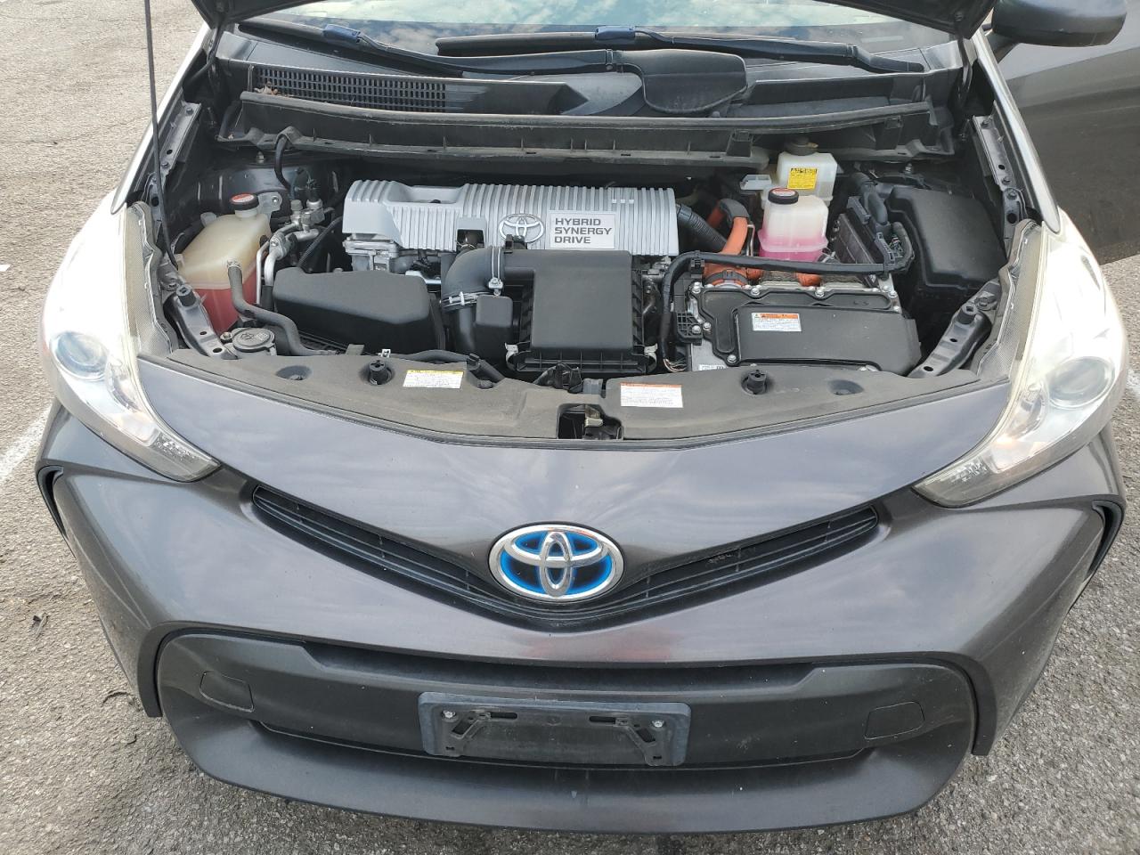 JTDZN3EU8HJ057476 2017 Toyota Prius V