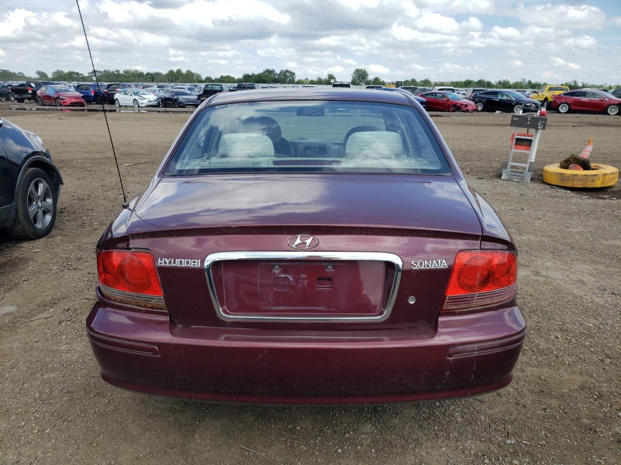 KMHWF25S84A984704 2004 Hyundai Sonata Gl