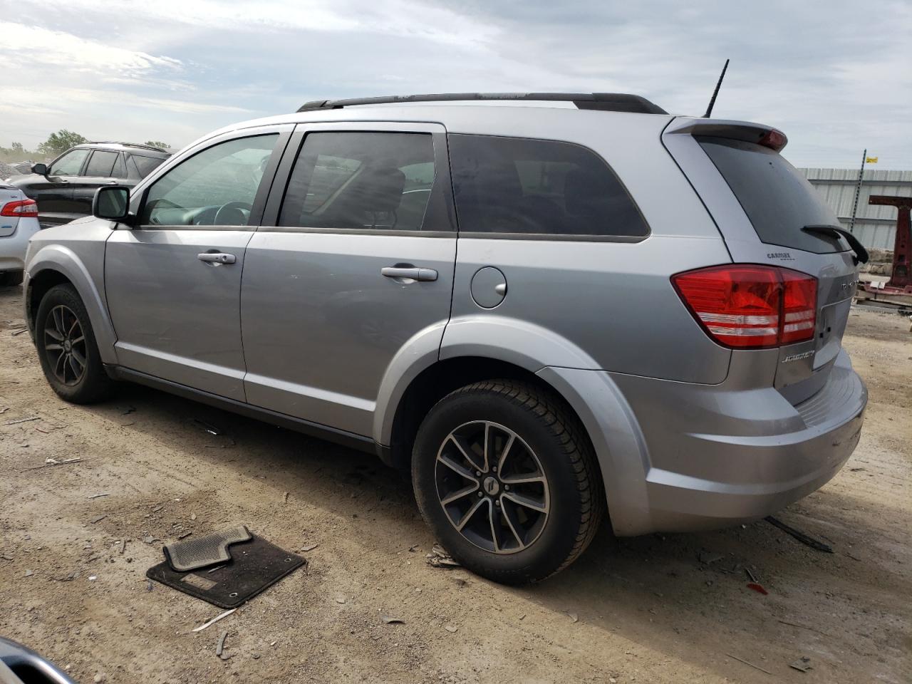 2018 Dodge Journey Se vin: 3C4PDCAB3JT520539