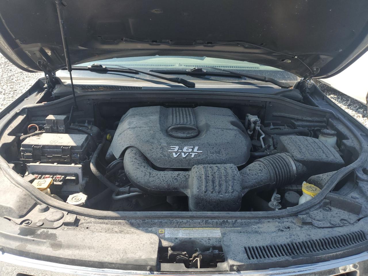 1C4RJFAG1CC263572 2012 Jeep Grand Cherokee Laredo