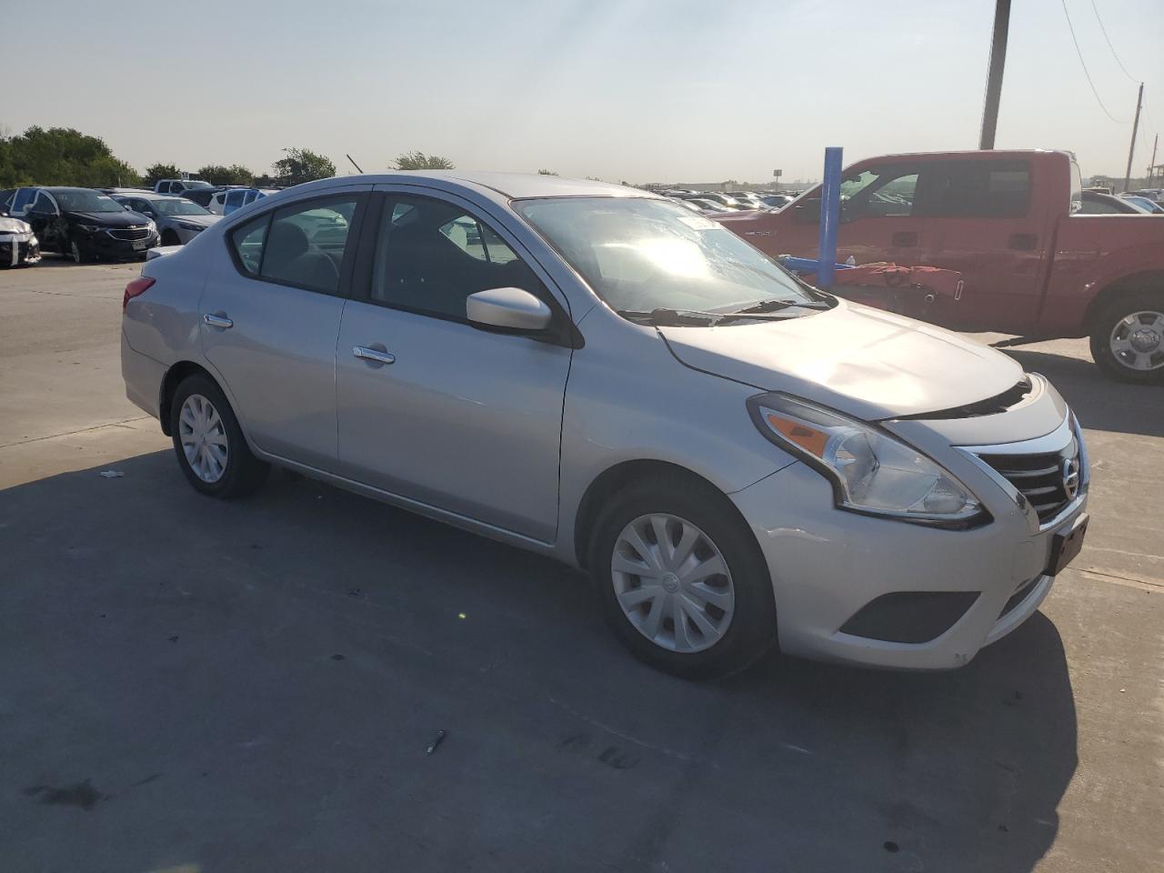 2018 Nissan Versa S vin: 3N1CN7APXJK398978