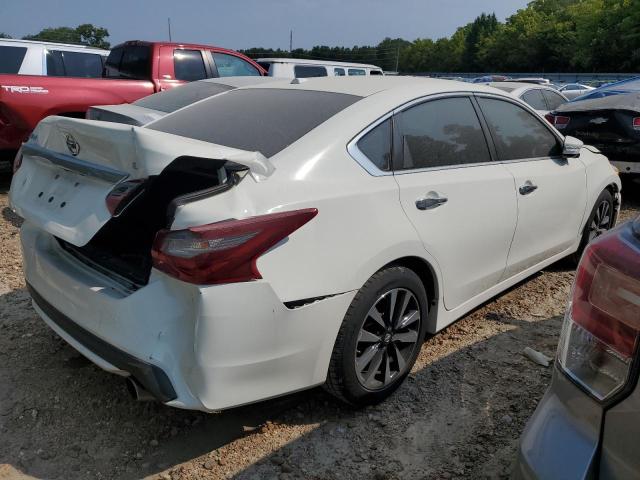 VIN 1N4AL3AP2JC146530 2018 NISSAN ALTIMA no.3