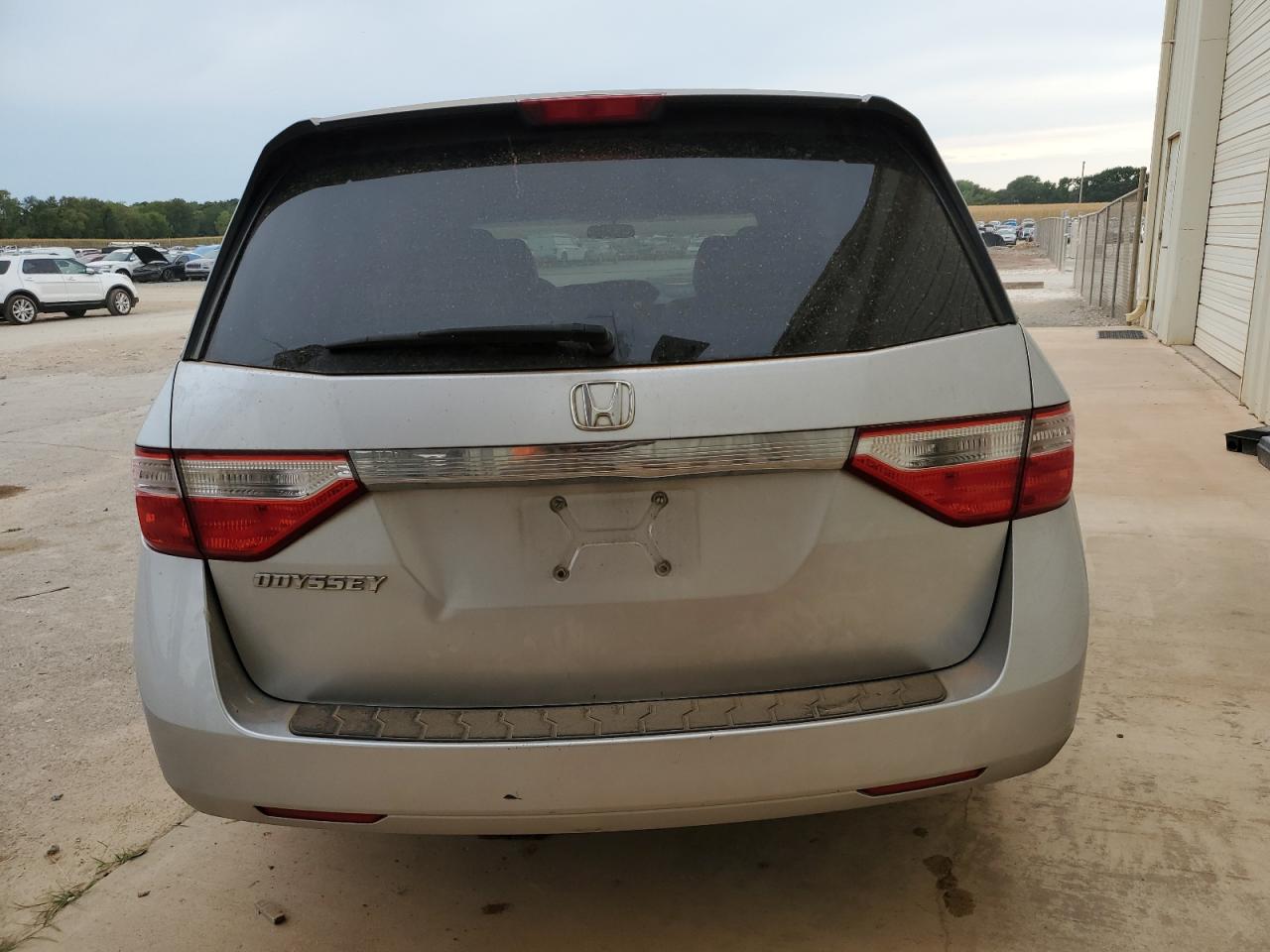 5FNRL5H28BB054961 2011 Honda Odyssey Lx