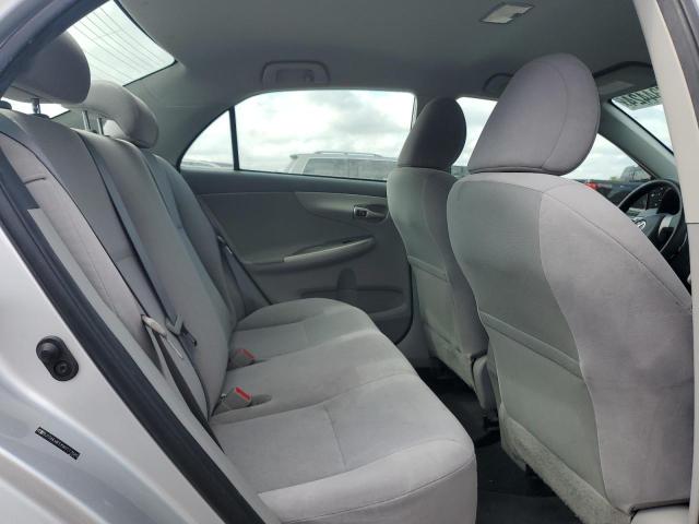 2010 Toyota Corolla - Image 10