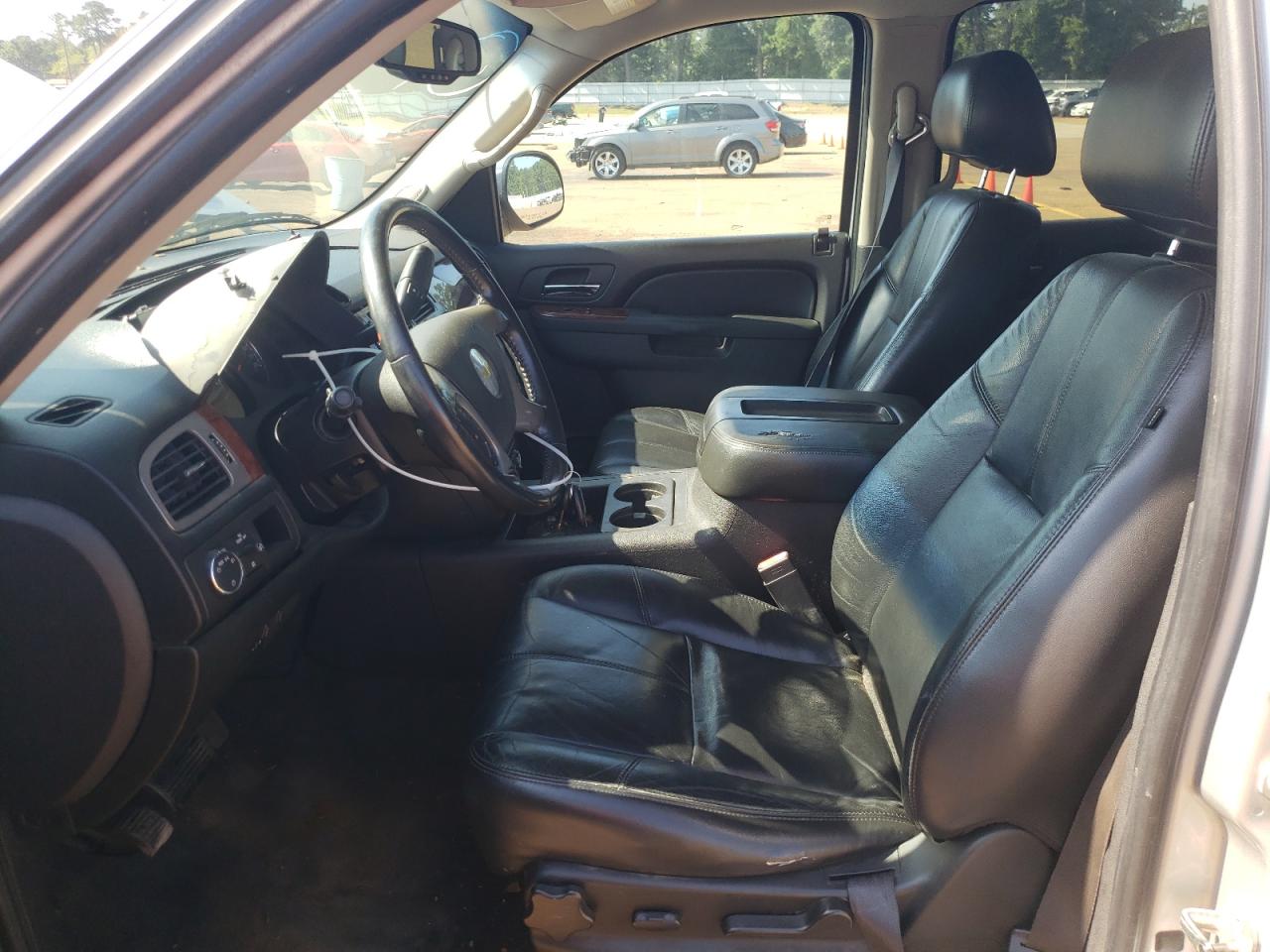 1GNSCBE0XBR159165 2011 Chevrolet Tahoe C1500 Lt