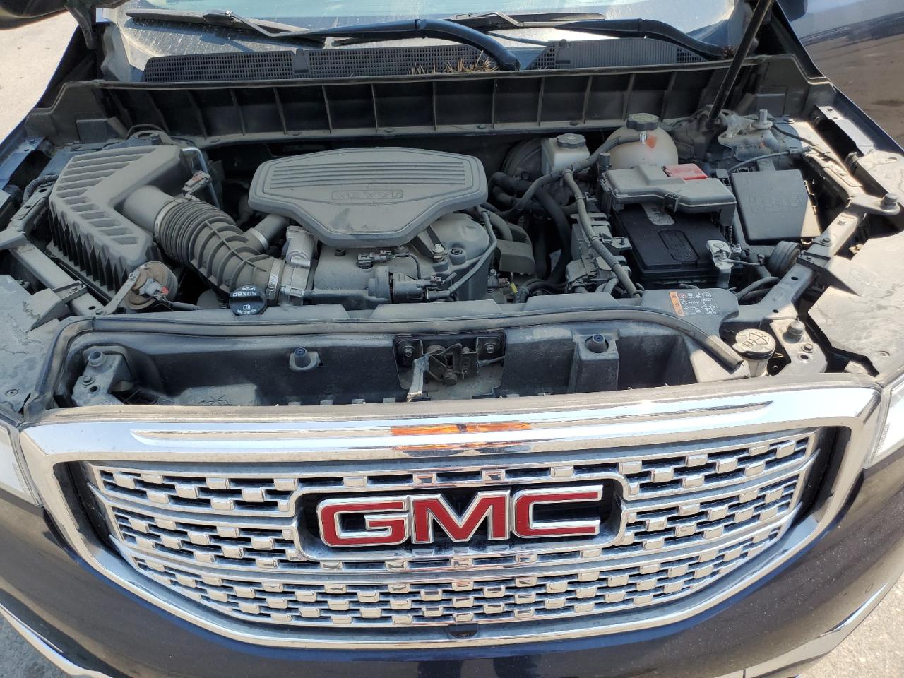 1GKKNXLS9JZ136290 2018 GMC Acadia Denali