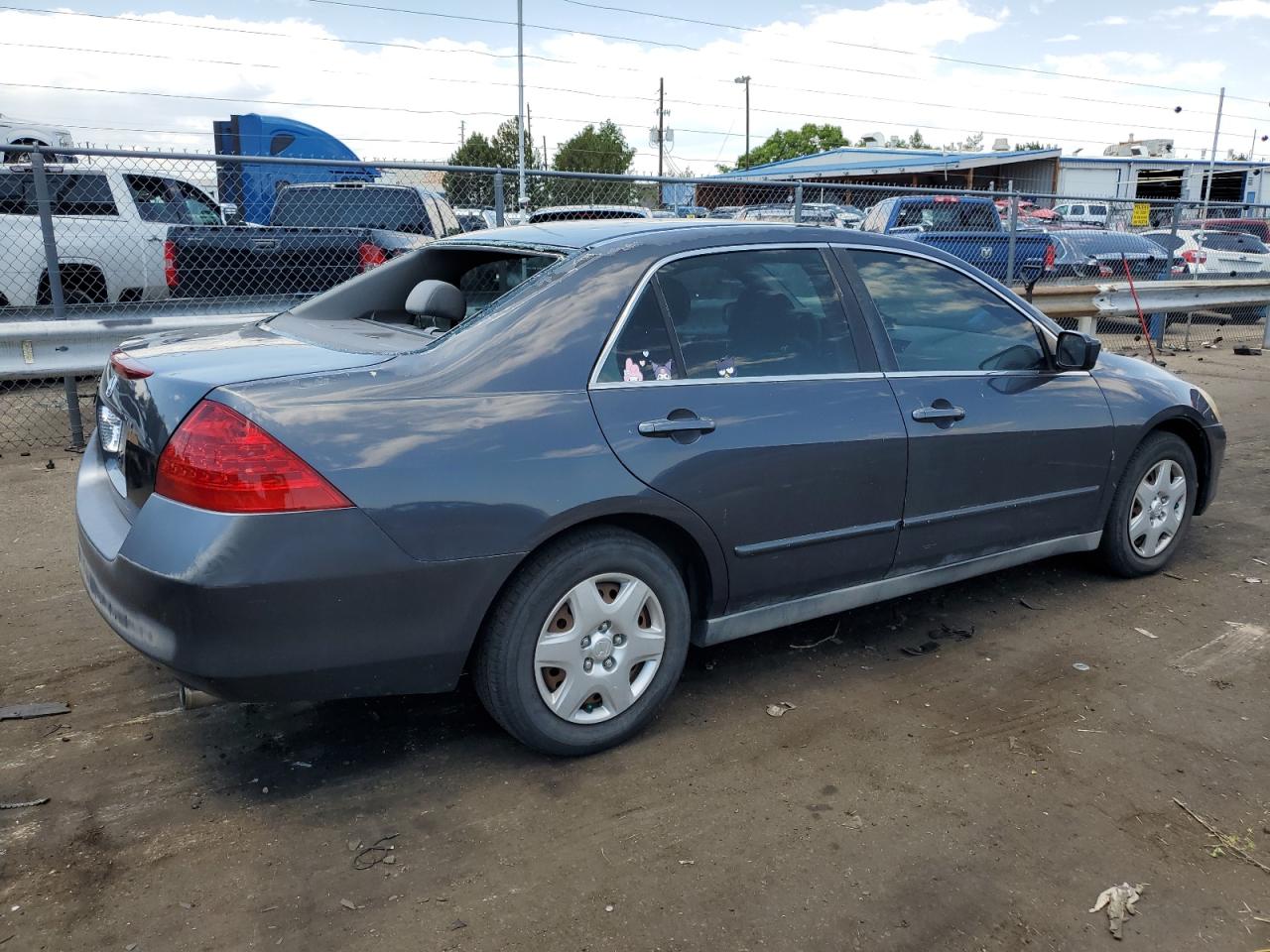 HONDA ACCORD LX 2007 gray sedan 4d gas 1HGCM564X7A229302 photo #4