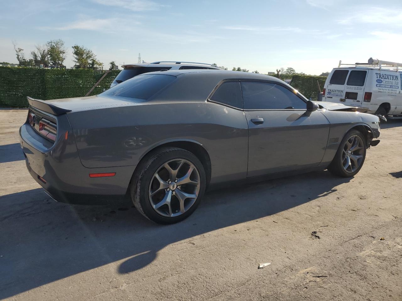 2017 Dodge Challenger Sxt vin: 2C3CDZAG9HH594598