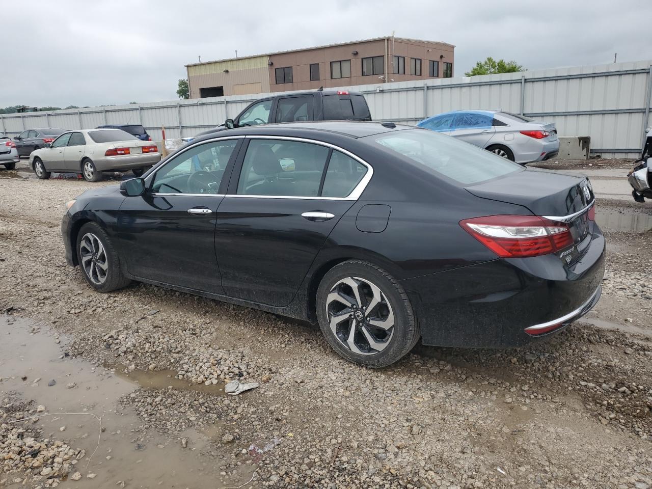 Lot #2792266295 2017 HONDA ACCORD EX