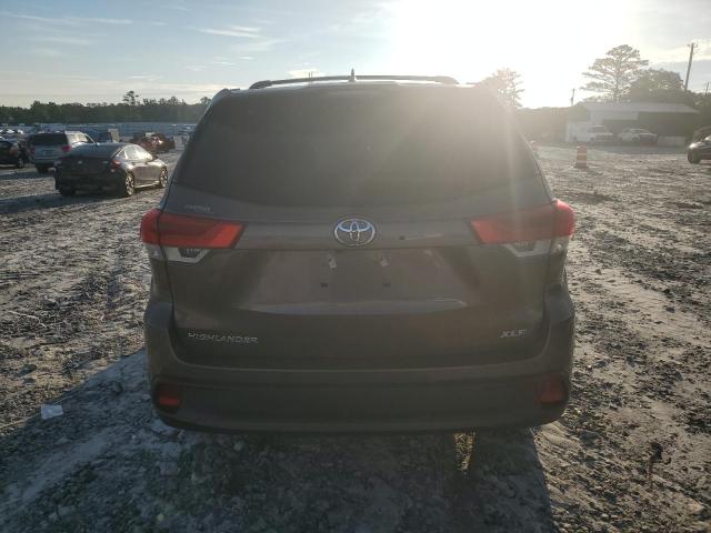 2019 TOYOTA HIGHLANDER 5TDKZRFH9KS328579  62305404