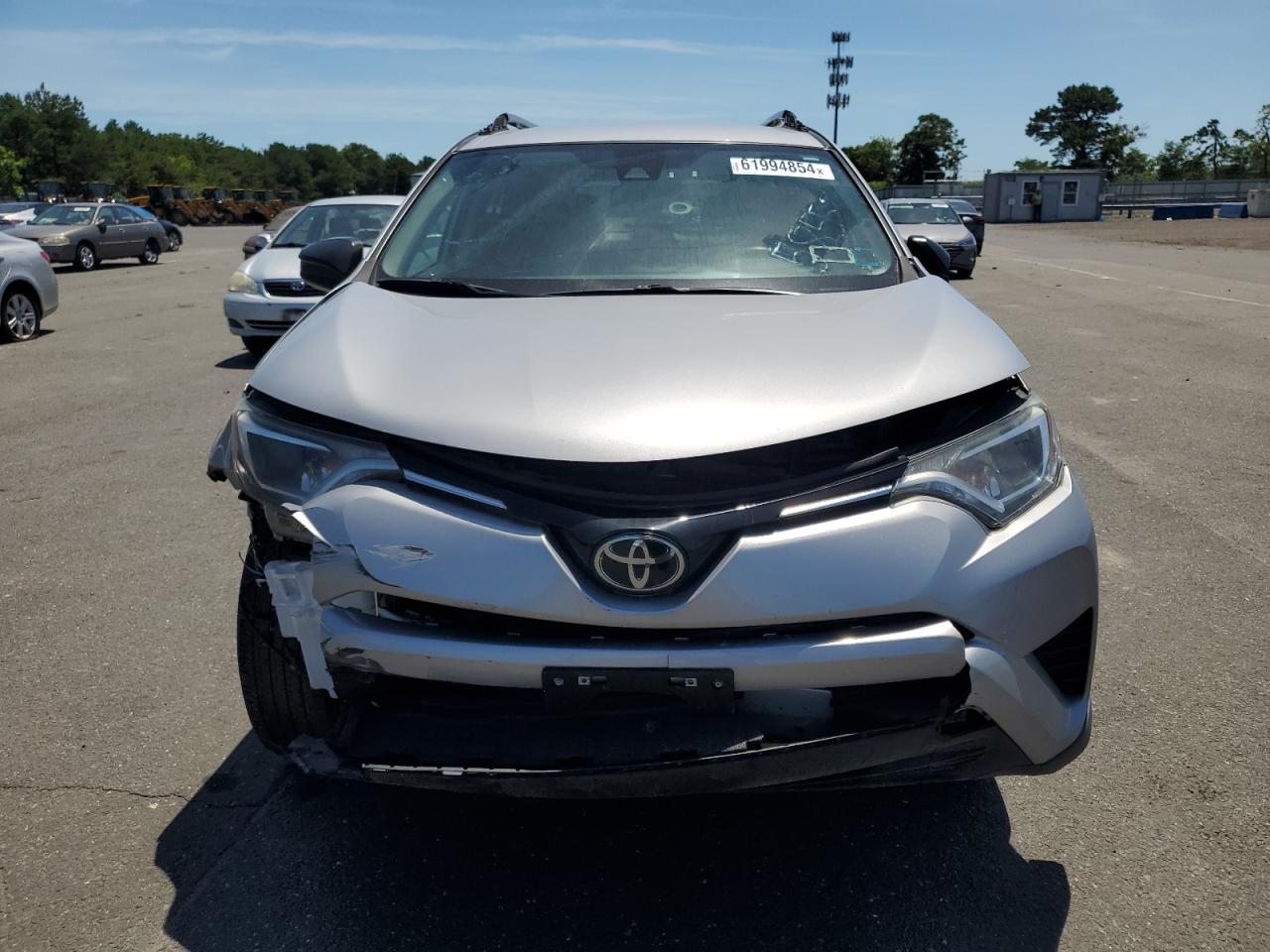 2017 Toyota Rav4 Le vin: 2T3BFREV5HW585536