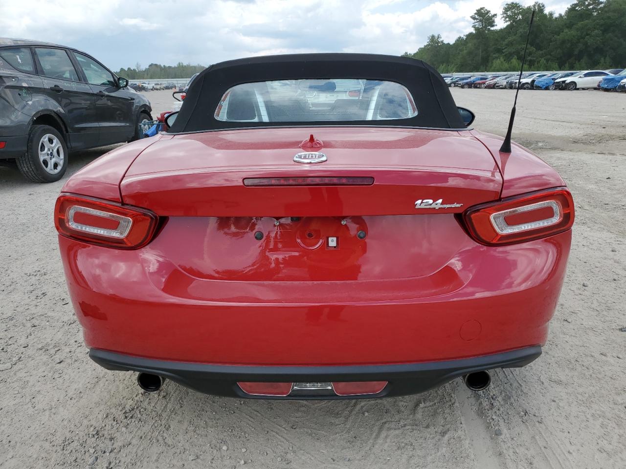 JC1NFAEK3J0138201 2018 Fiat 124 Spider Classica