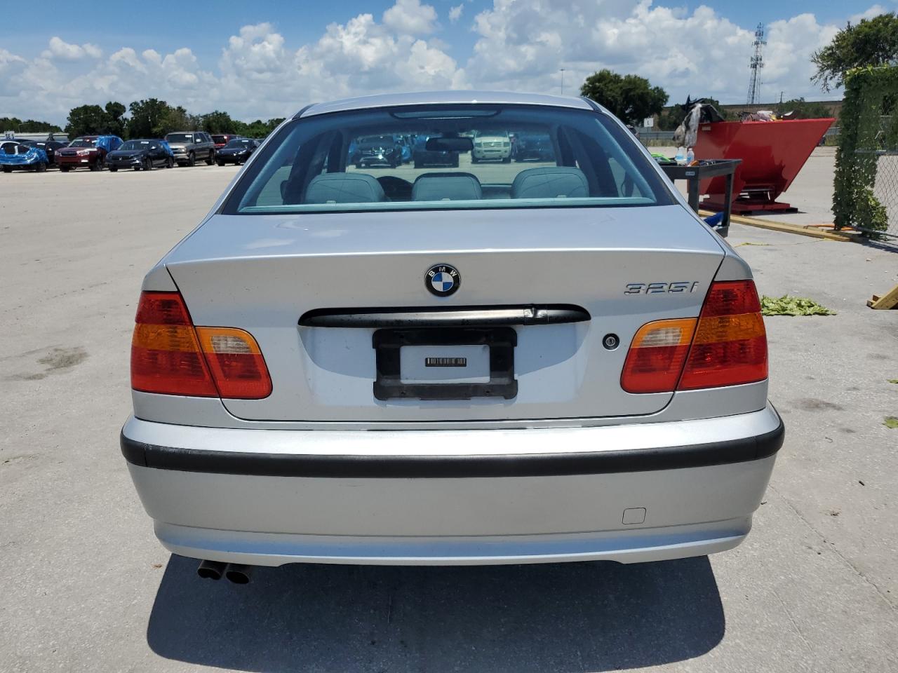 WBAET37463NJ34393 2003 BMW 325 I