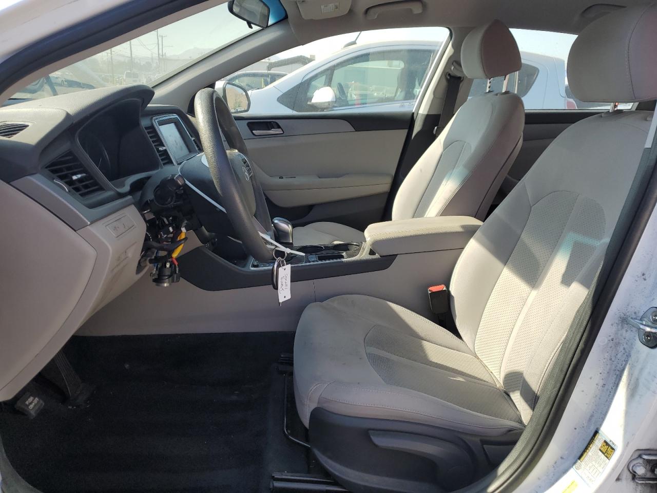 5NPE24AF5JH675258 2018 Hyundai Sonata Se