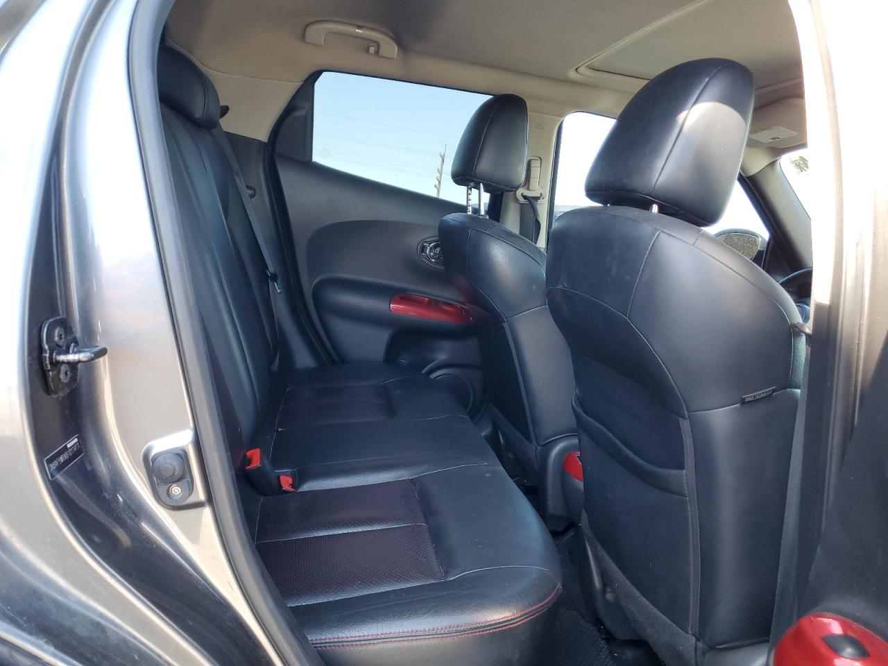 JN8AF5MRXBT011411 2011 Nissan Juke S