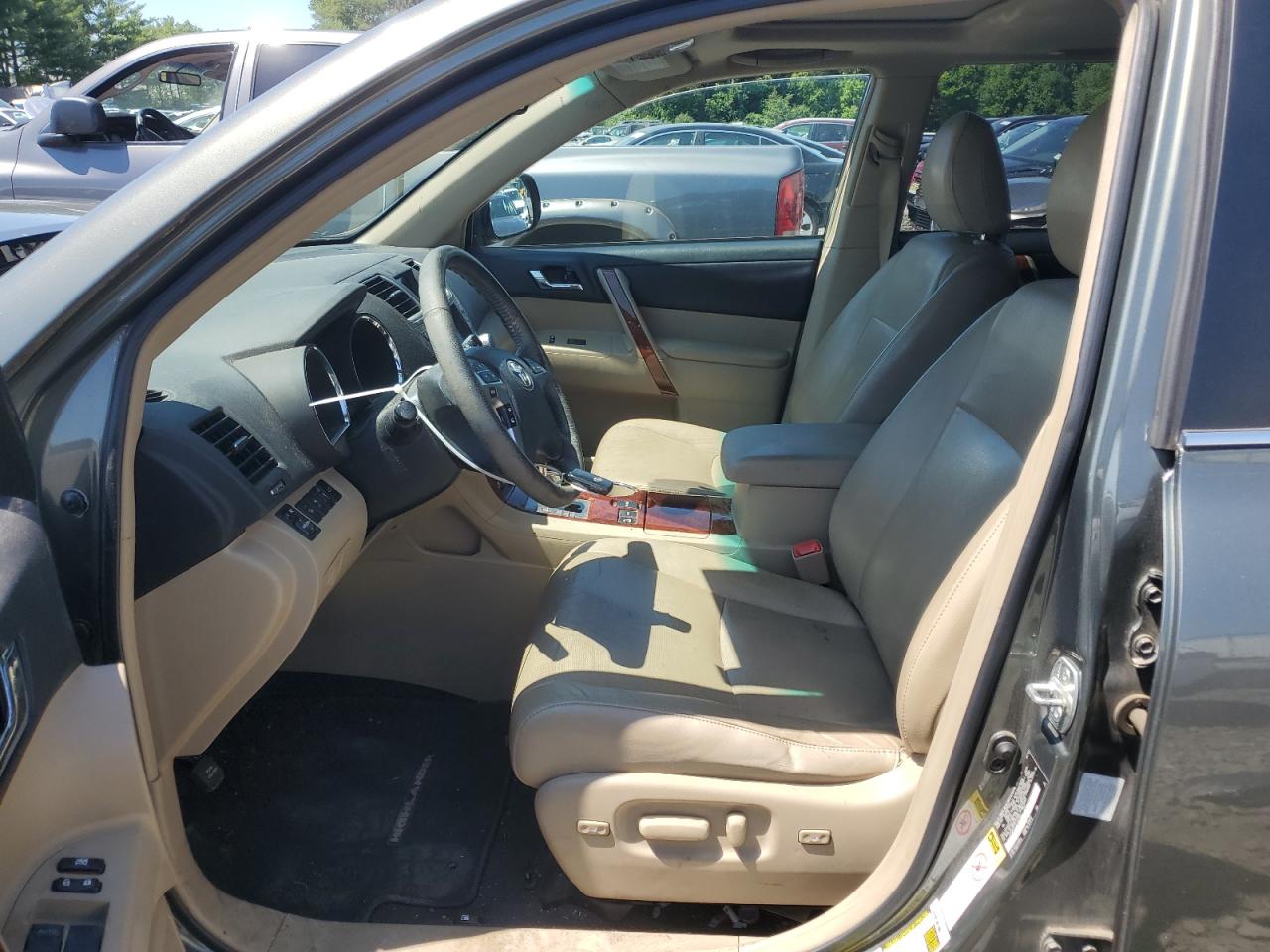 5TDDK3EH7CS165864 2012 Toyota Highlander Limited