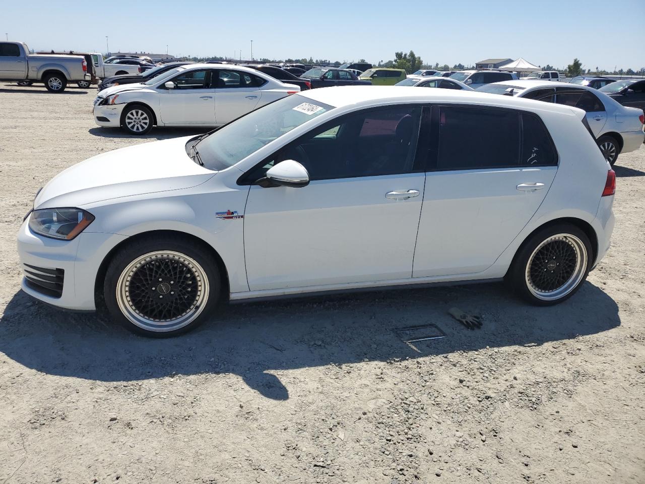 2015 Volkswagen Gti vin: 3VW5T7AU7FM086403