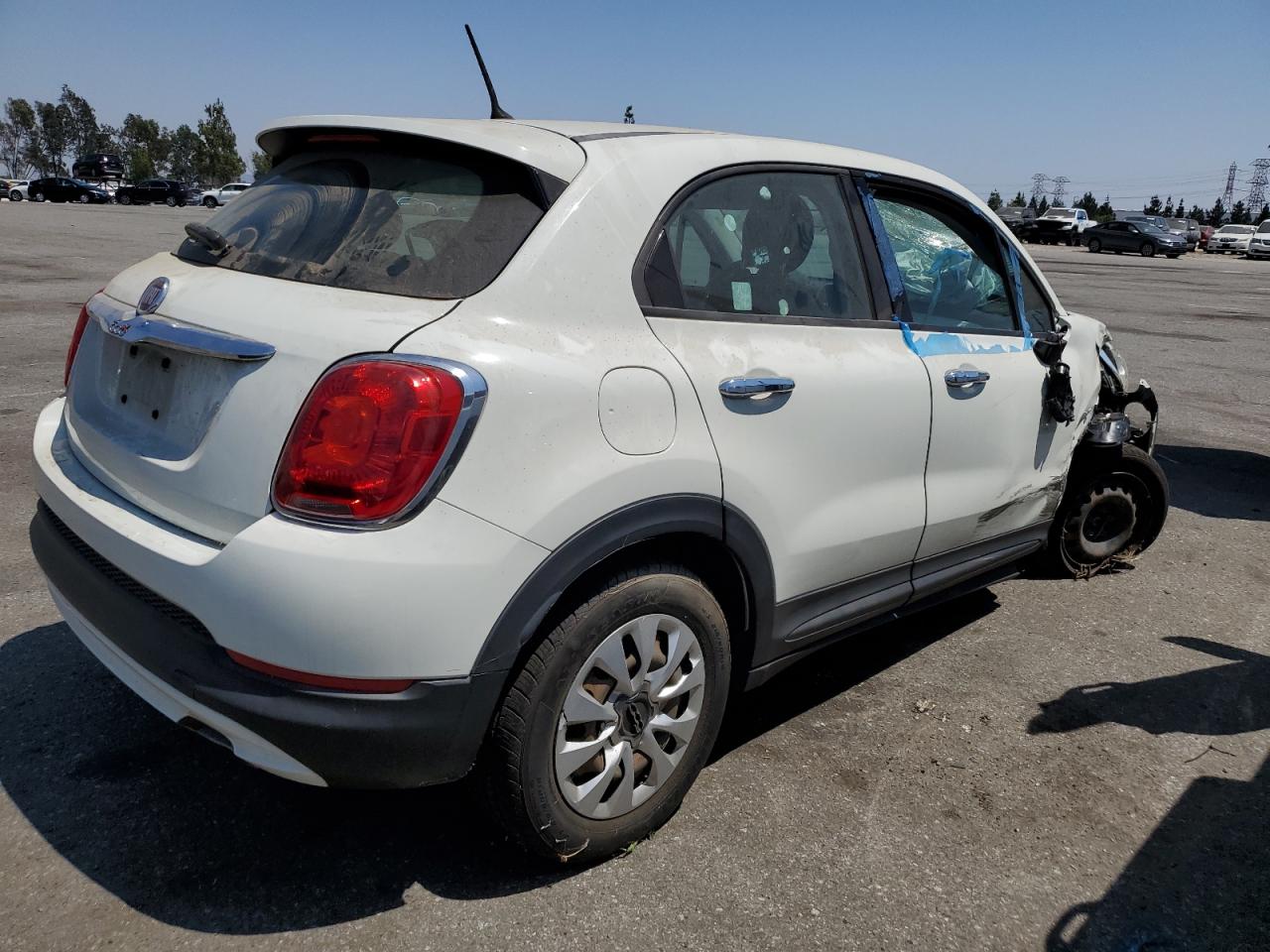 2016 Fiat 500X Pop vin: ZFBCFXATXGP495633