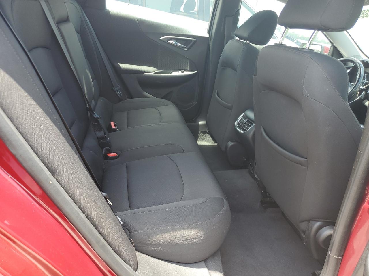 1G1ZD5ST1JF251603 2018 Chevrolet Malibu Lt