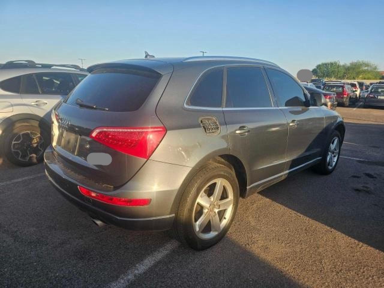 2012 Audi Q5 Premium Plus vin: WA1LFAFP8CA041233