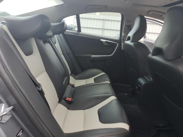 2016 VOLVO S60 CROSS YV4612UM2G2000870