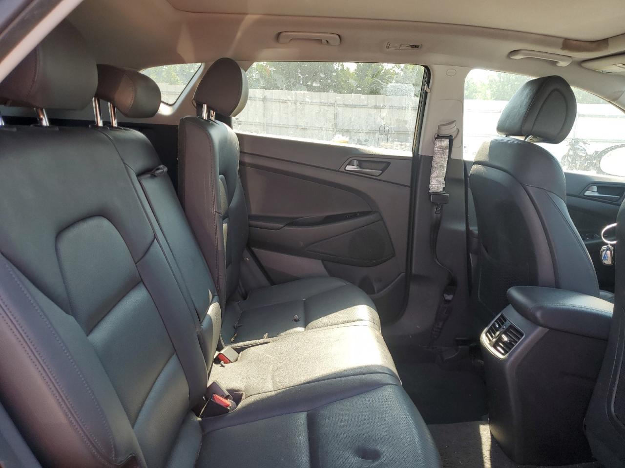 KM8J3CA2XGU224856 2016 Hyundai Tucson Limited