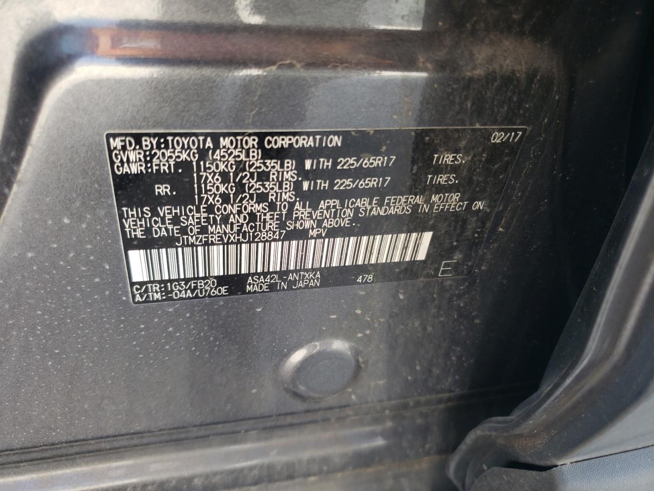 JTMZFREVXHJ128847 2017 Toyota Rav4 Le