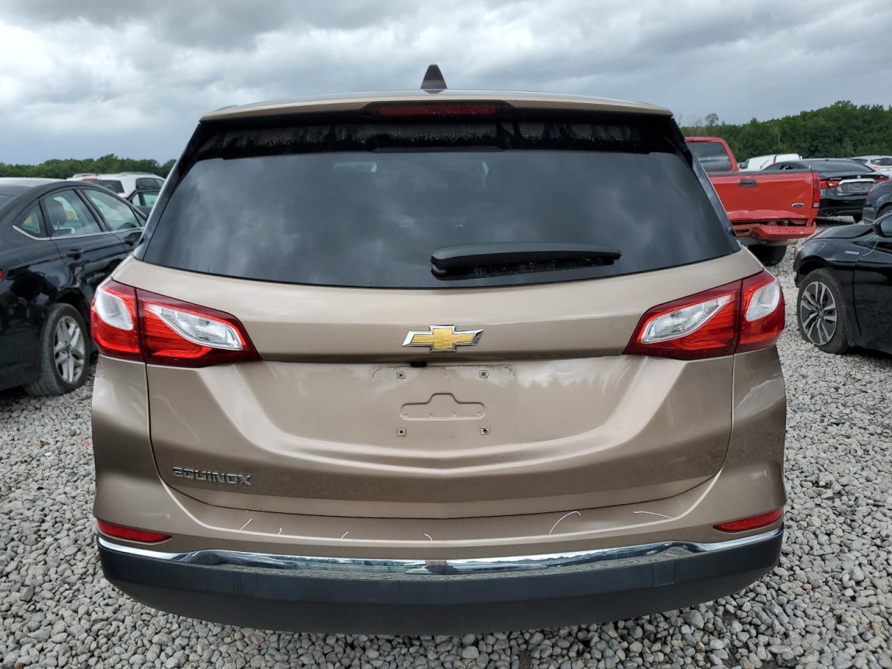 2GNAXKEV2K6126166 2019 Chevrolet Equinox Lt