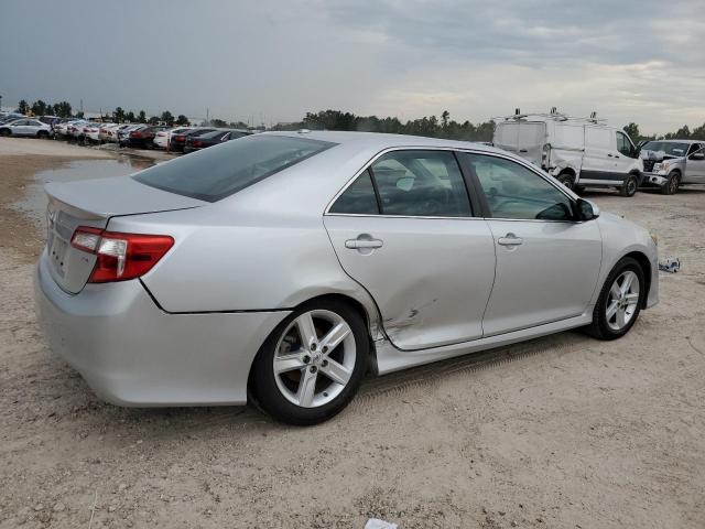 VIN 4T1BF1FK8EU830839 2014 Toyota Camry, L no.3