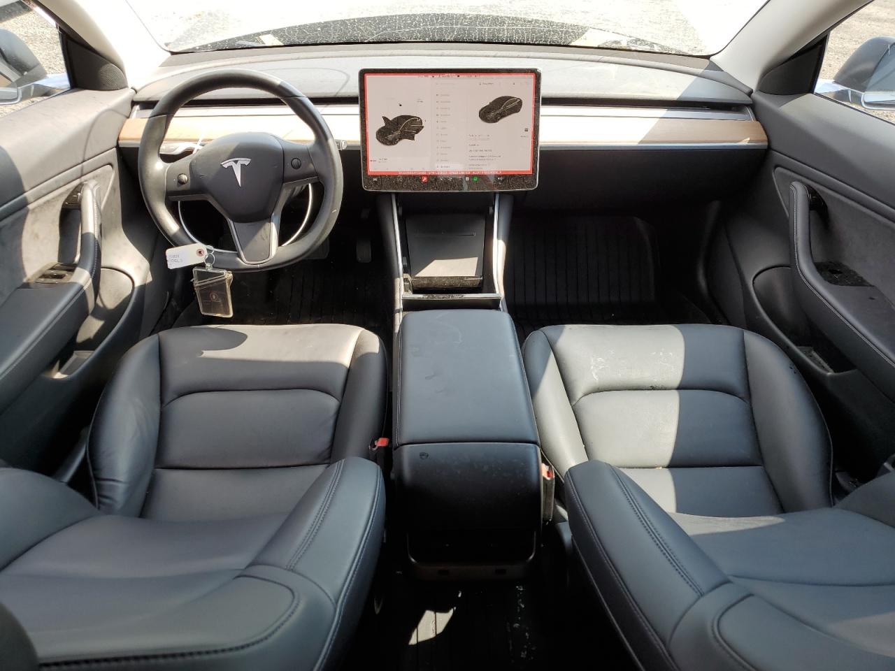 5YJ3E1EB8JF103460 2018 Tesla Model 3