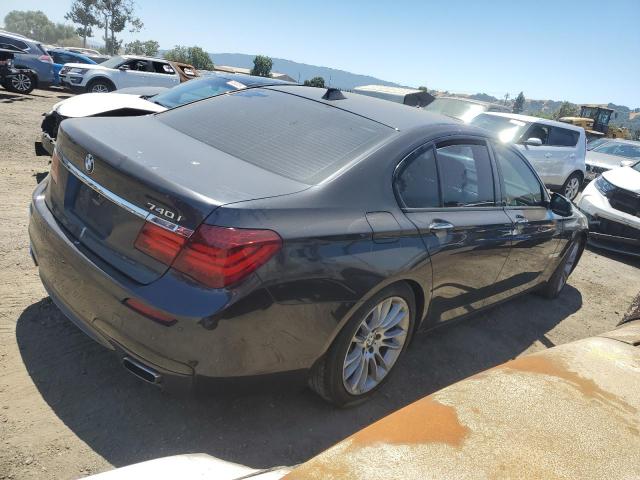 VIN WBAYA6C56FD826828 2015 BMW 7 Series, 740 I no.3