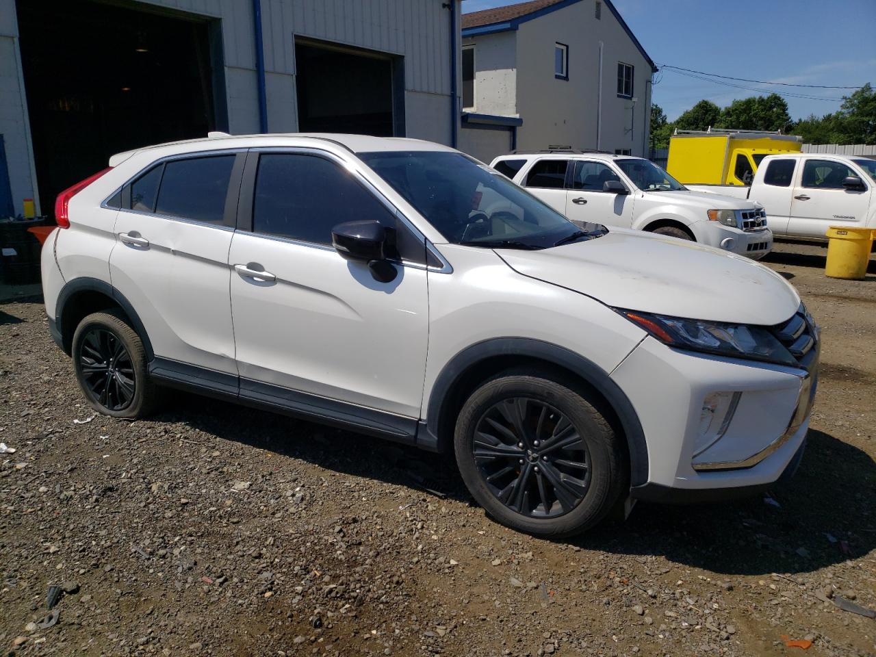 2019 Mitsubishi Eclipse Cross Le vin: JA4AT4AA5KZ020179