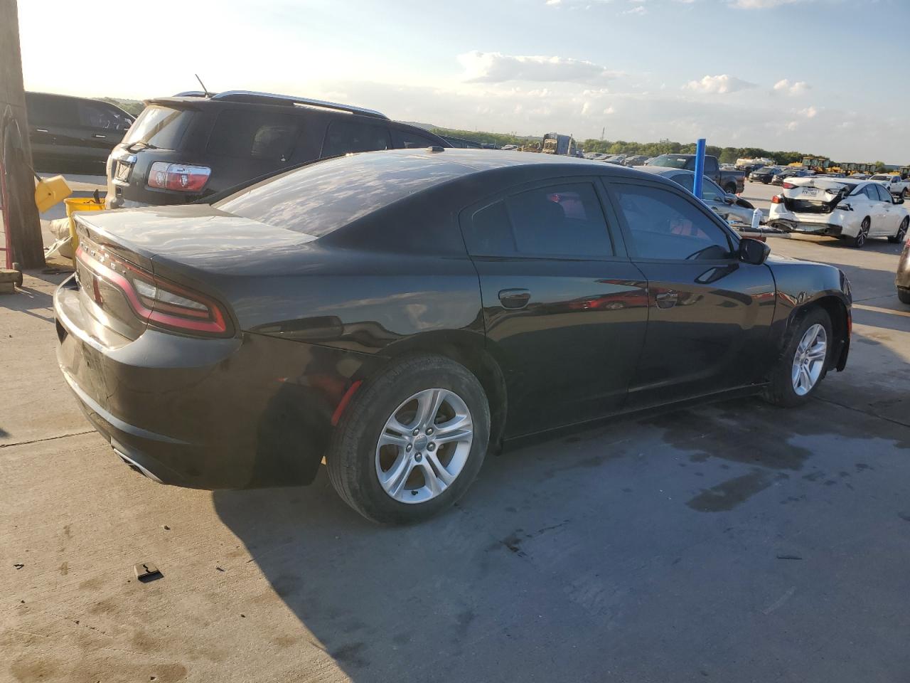 2019 Dodge Charger Sxt vin: 2C3CDXBG9KH682075