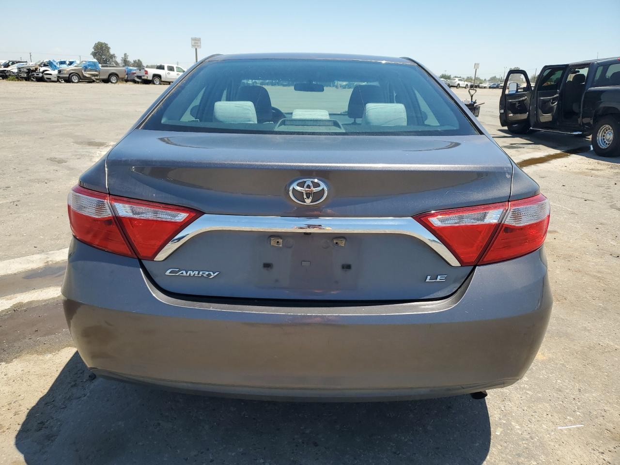 2016 Toyota Camry Le vin: 4T1BF1FK9GU209841