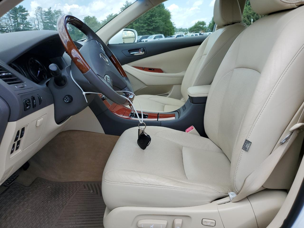 JTHBK1EGXB2469634 2011 Lexus Es 350