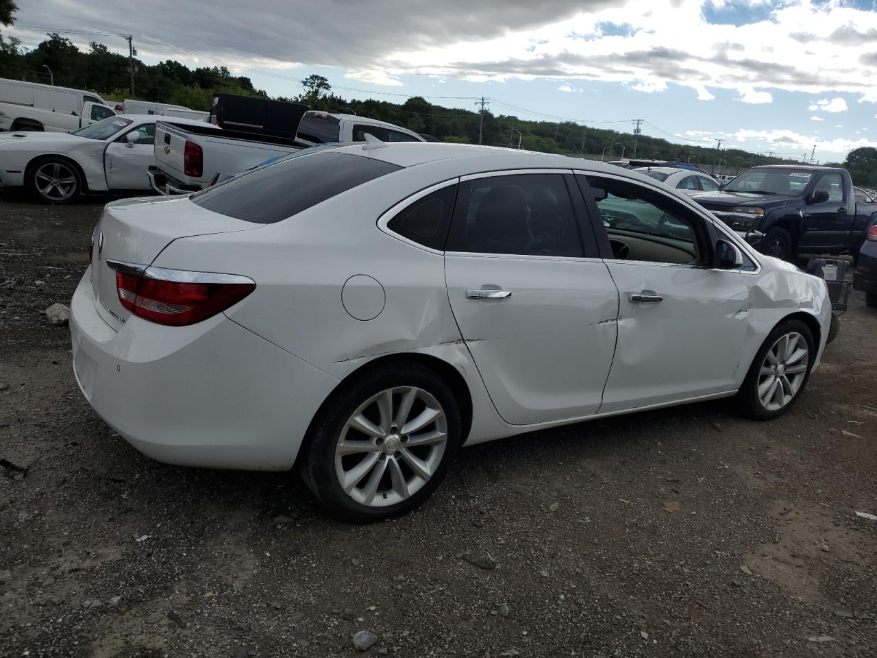 1G4PS5SK7E4180870 2014 Buick Verano