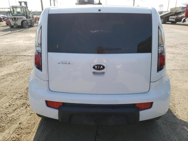 2010 Kia Soul + VIN: KNDJT2A29A7702446 Lot: 62744054