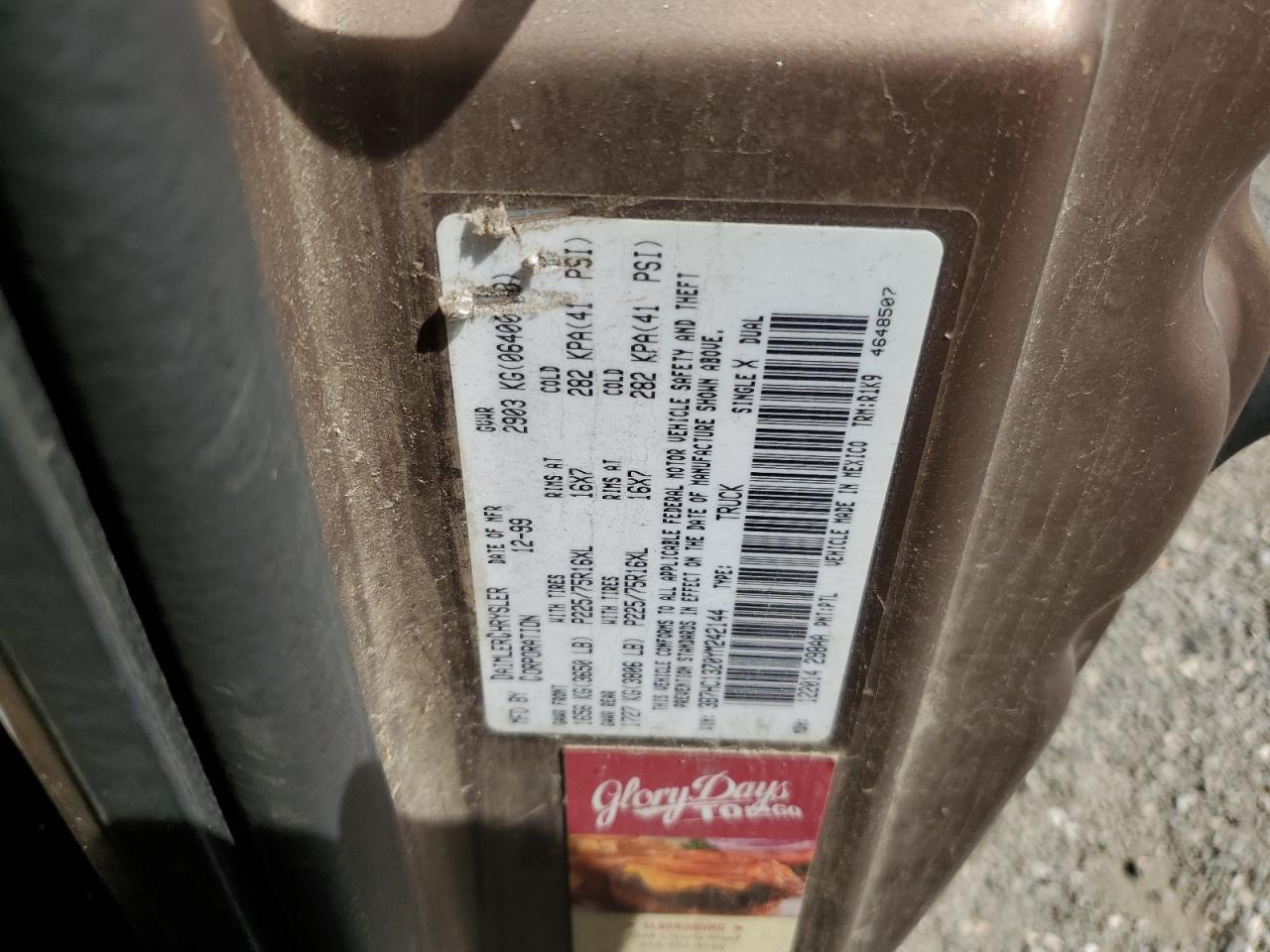 3B7HC13Z0YM242144 2000 Dodge Ram 1500