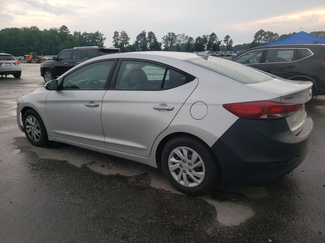 2017 Hyundai Elantra Se vin: 5NPD74LF3HH126985