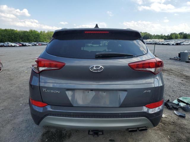 KM8J3CA21JU750655 2018 Hyundai Tucson Value