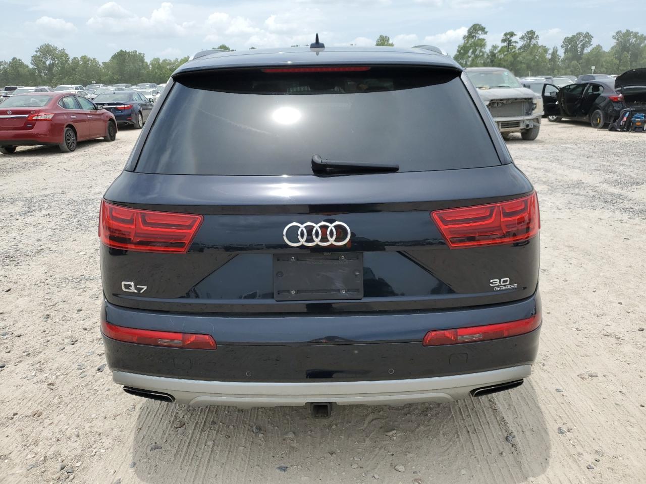 WA1LAAF74HD008721 2017 Audi Q7 Premium Plus